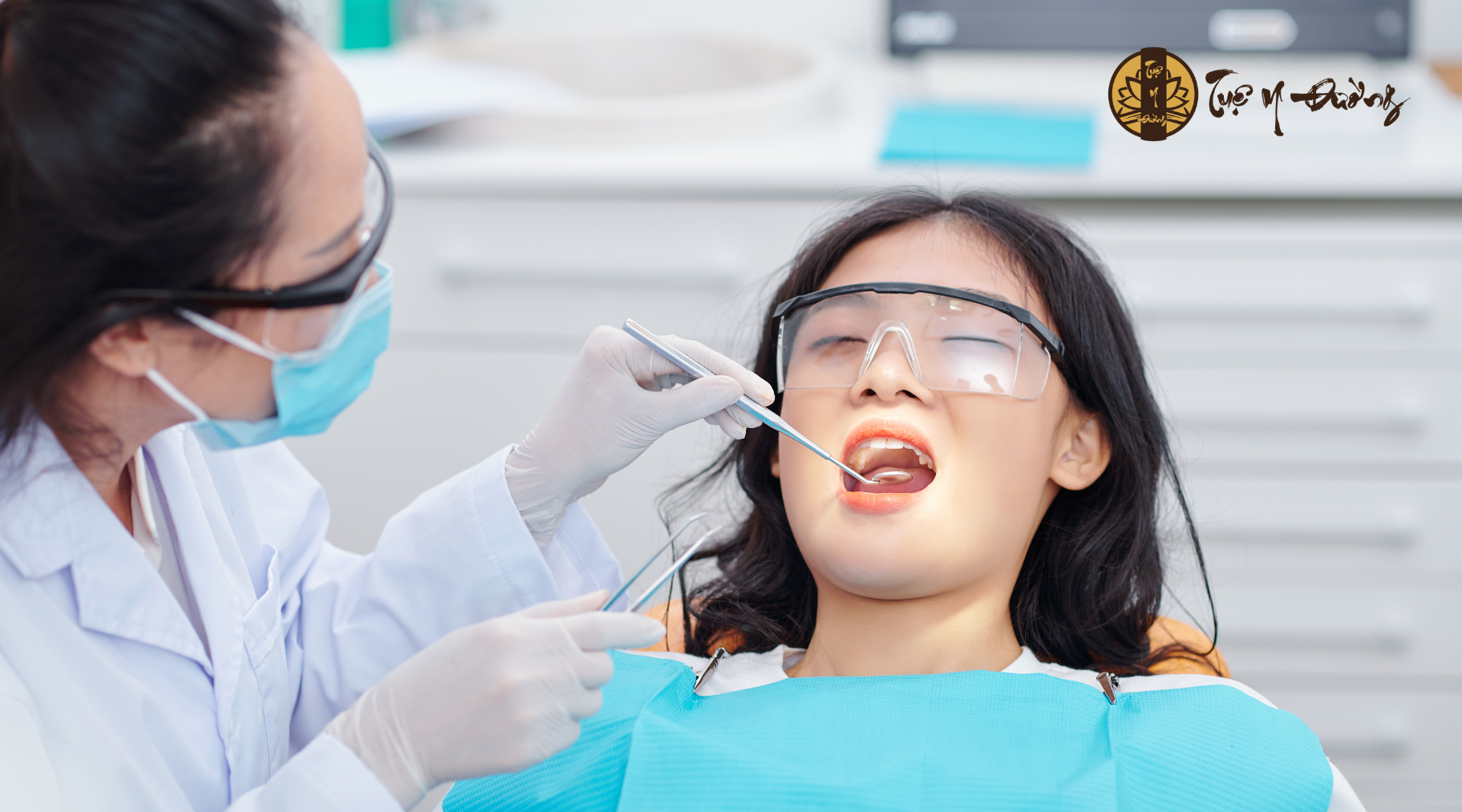 Khám răng định kỳ, điều chỉnh răng giả hoặc răng gãy.
