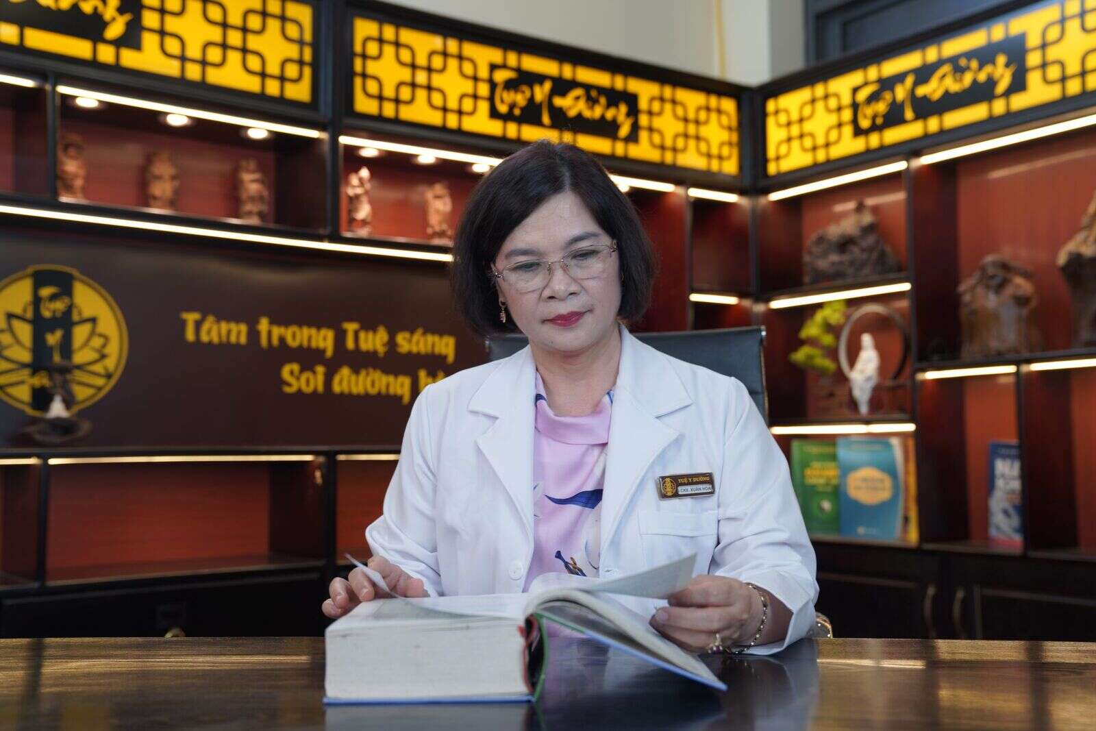 Thầy thuốc Ưu Tú - Bác sĩ Chuyên Khoa II Trương Thì Xuân Hòa