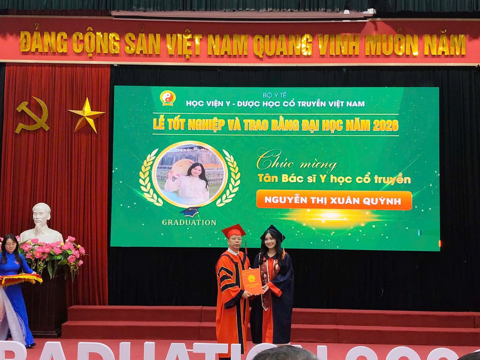 Bác sĩ Xuân Quỳnh tốt nghiệp tại Học viện Y Học Cổ Truyền Việt Nam